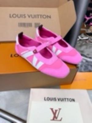 wholesale quality women louis vuitton sneakerina shoes model no. 556